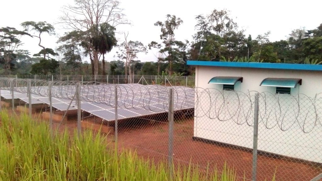 Centrale solaire du village de Ngang au Cameroun