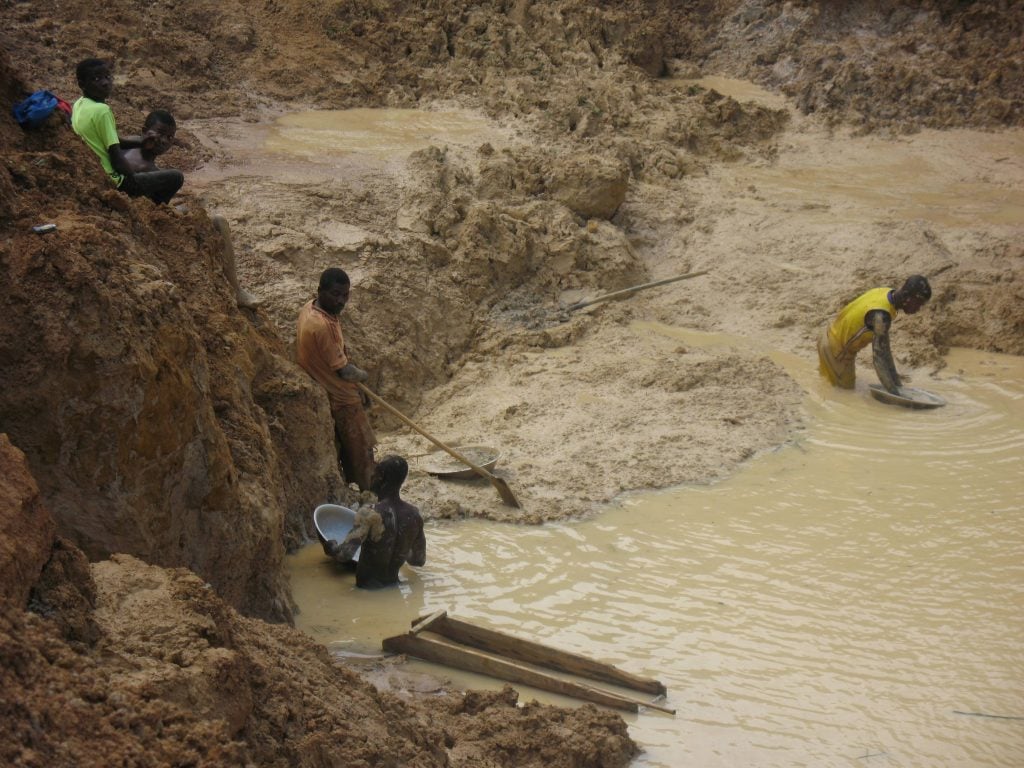 Les populations doivent être éduquées sur les dangers liés à l’exploitation minière dans des sites non sécurisés. Photo/InfoCongo